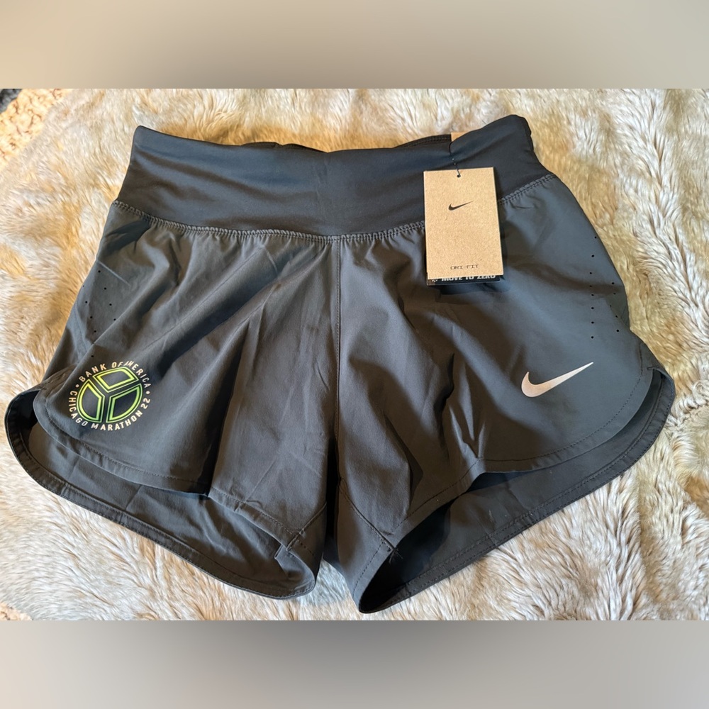 Chicago Marathon 2022 Nike running shorts